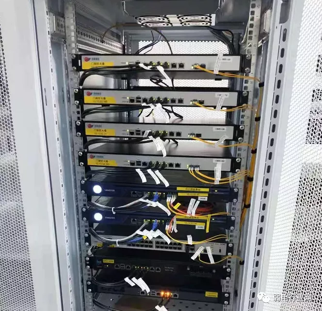 网络项目交换机配置，少不了这四个步骤-曙光学习苑